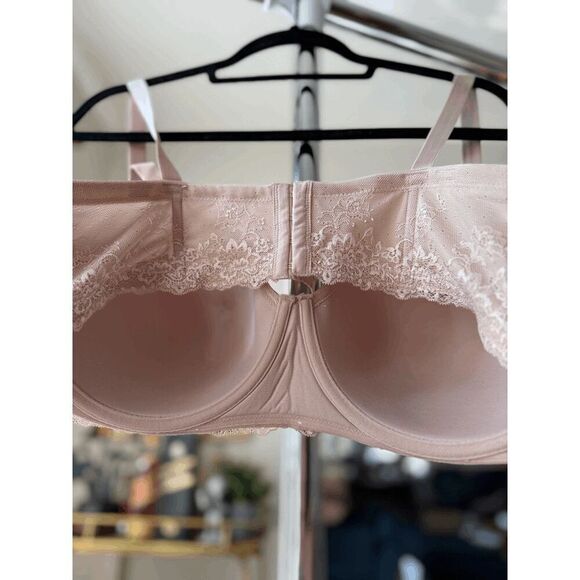 Torrid Underwire Multi-Way Bra - Picture 2 of 5